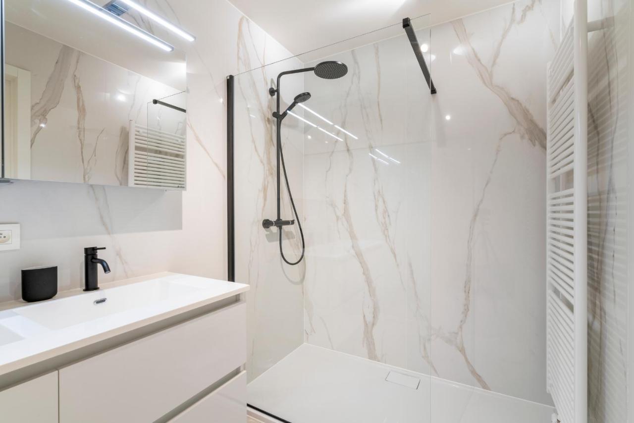 The Waves-Luxurious 3Bedroom App W Big Terrace & Garage Остенде Екстер'єр фото